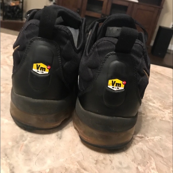 Nike ❌sold❌VaporMax Plus Black Mem’s shoes - Picture 3 of 6
